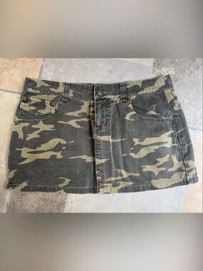 Camo Print Mini Skirt - Green Camouflage